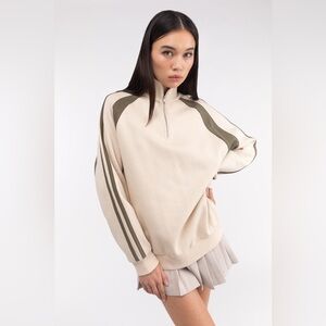 OAK + FORT VARSITY HALF ZIP PULLOVER Beige and Olive Fog Kalamata Size S-M